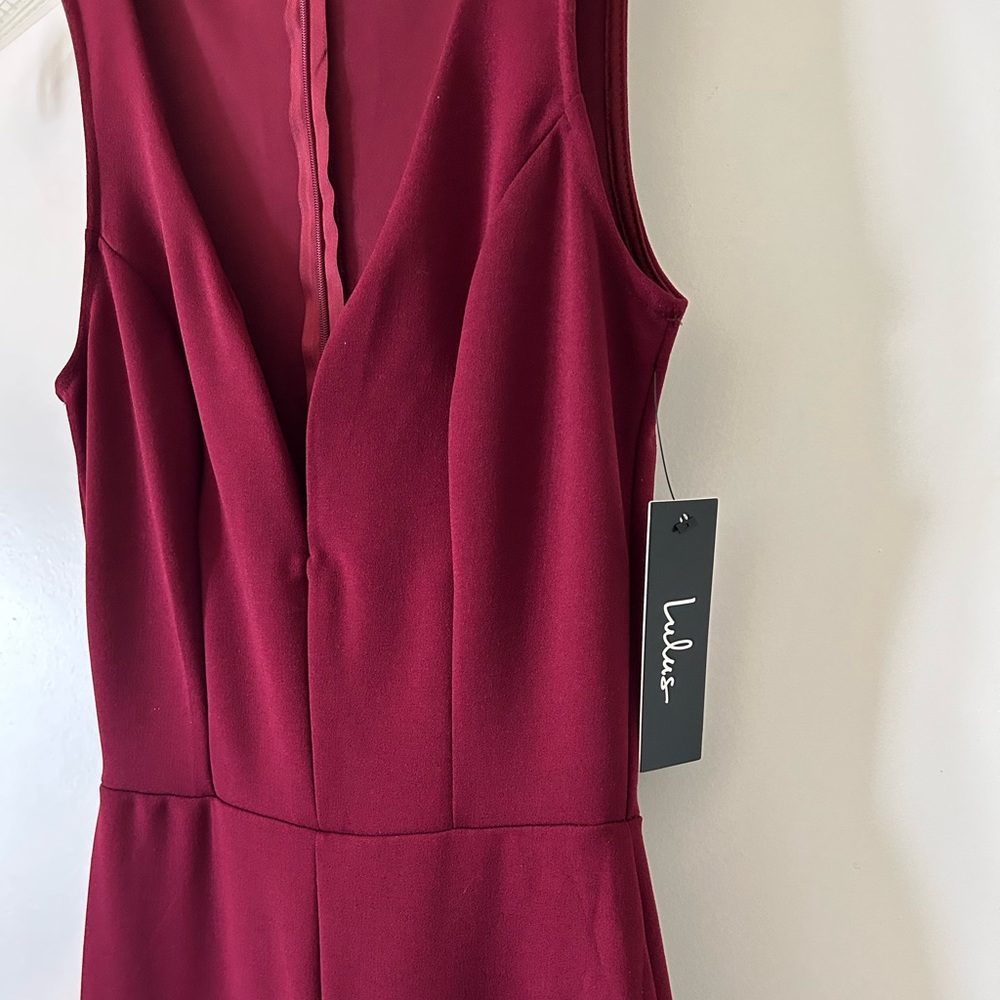 NWT Lulus Jumpsuit. Size S Cranberry Color - Picture 2 of 6